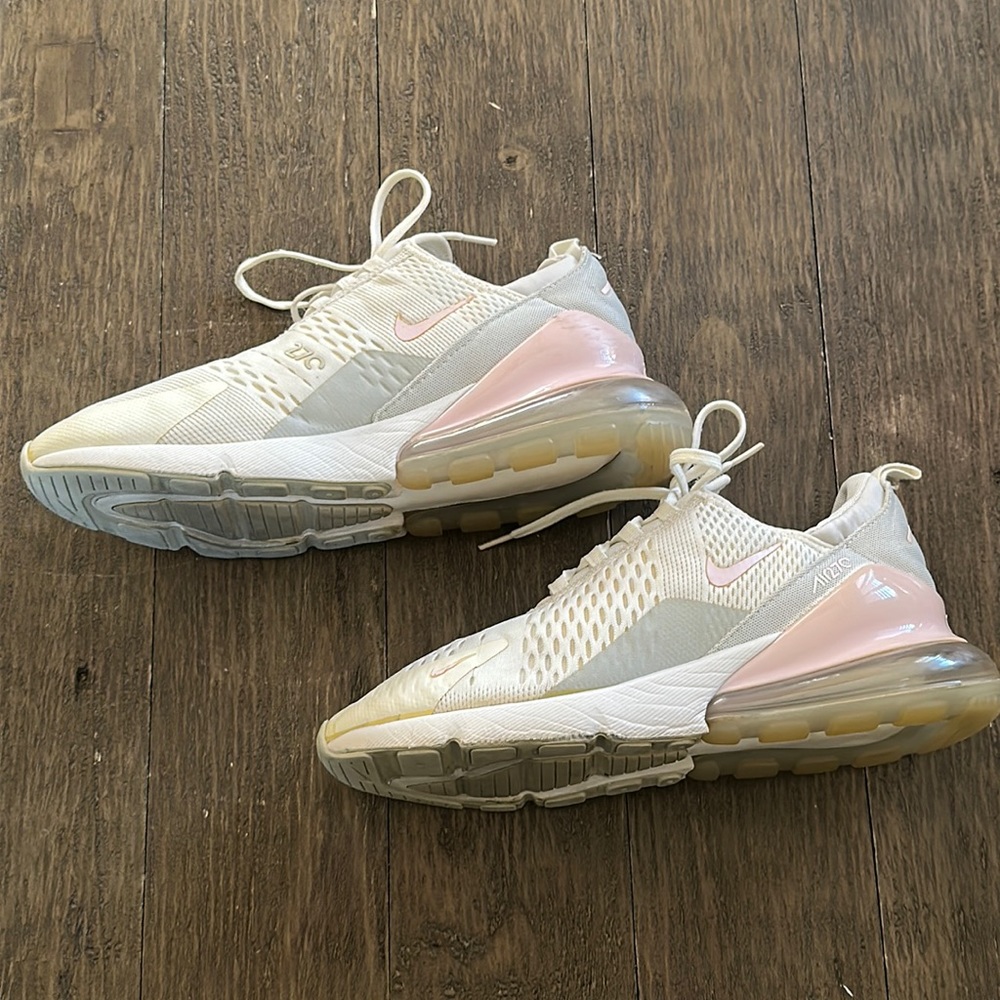 Nike Air Max 270